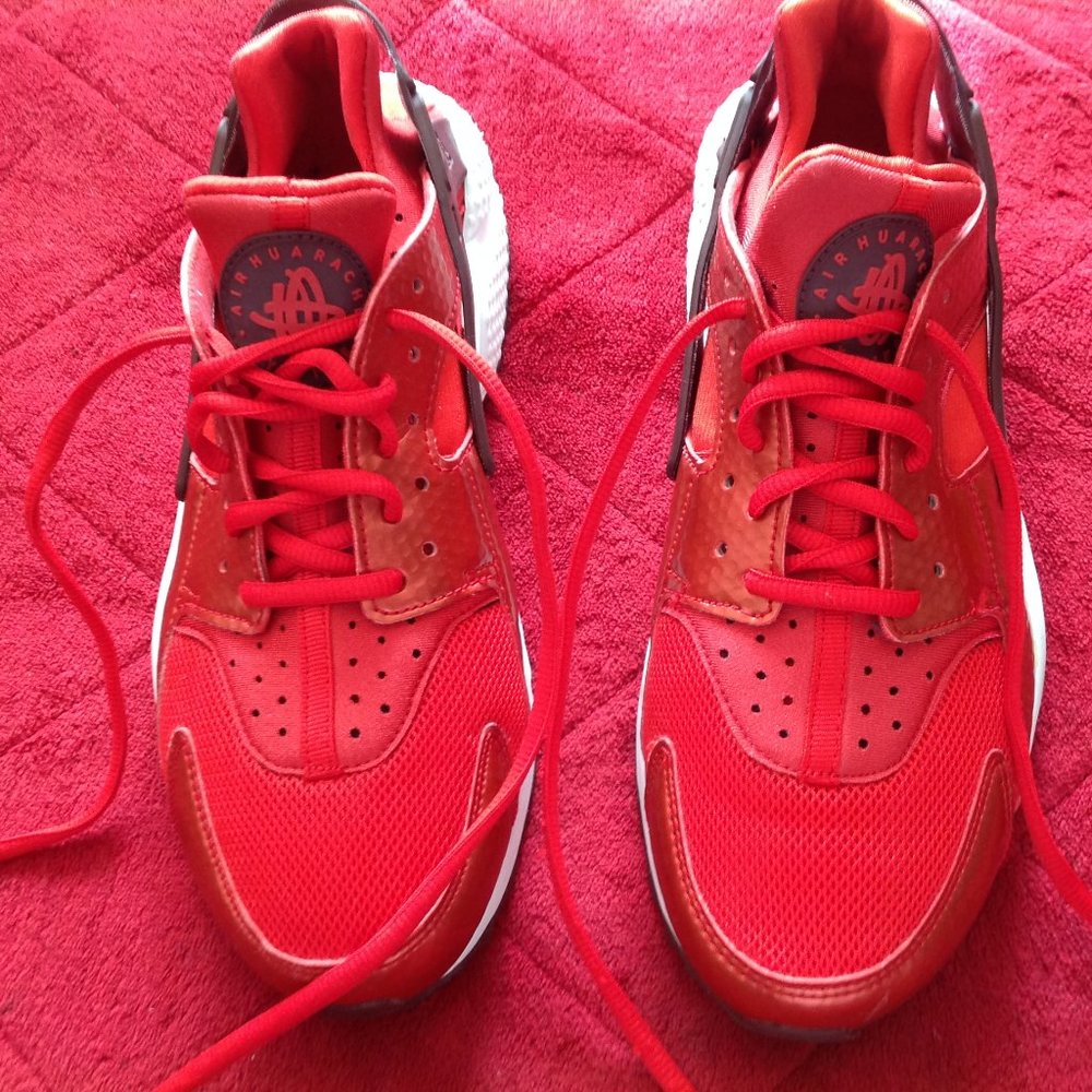 Nike Air Huarache Shoes Women’s Size Size 9